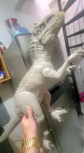 Dinossauro Indominus rex Colossal GIGANTE