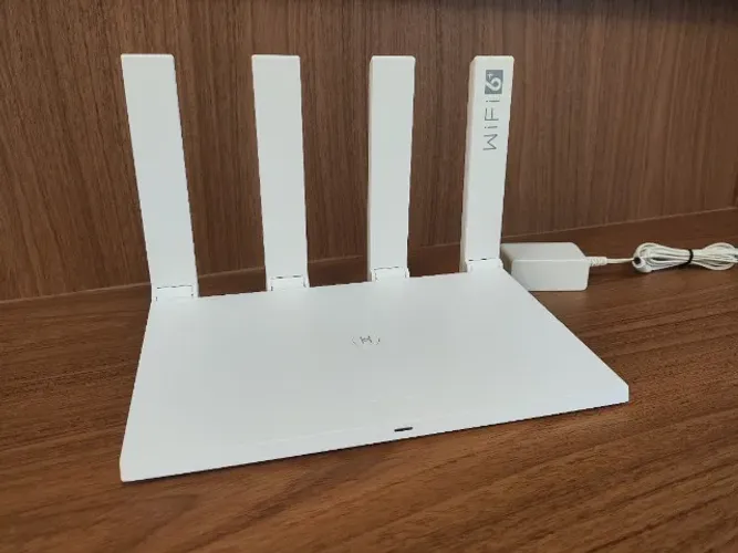 Roteador Huawei Ax3 Dual Core Wi-fi 6 Plus Ws *mbps Branco