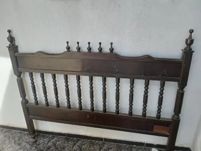 Cama de casal antiga Joao Pelosi