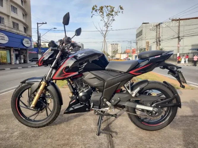 DAFRA APACHE RTR 200
