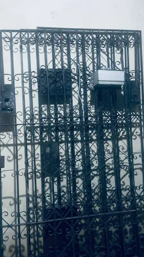 Portão de Grade de Ferro - Para Retirada