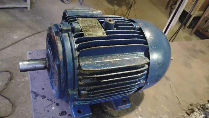 Motor elétrico trifásico 440, Weg,6 cv
