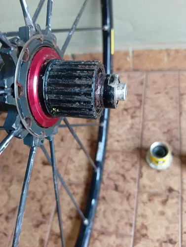 Roda traseira Mavic Crossmax pró