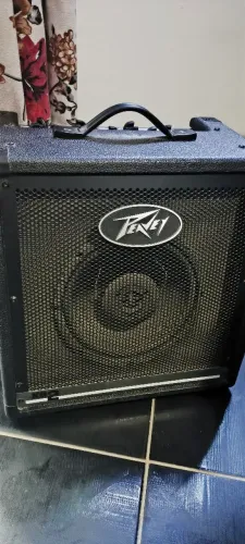 Peavey Kb2 ( amplificador para teclado)