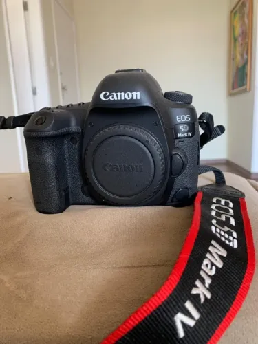 Câmera Canon EOS 5D Mark IV - Impecável / Estado de Nova (Apenas 11k Cliques!) + Nota Fisc