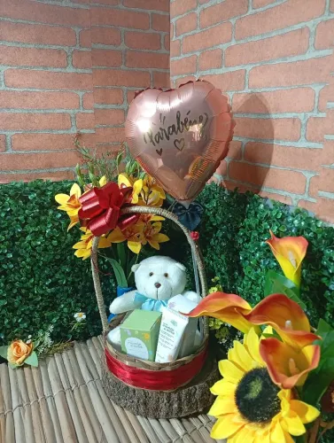Cesta Maternidade Urso Fofo.(ENTREGO)