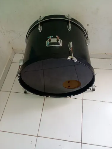 Bumbo 22x16" Polegadas 