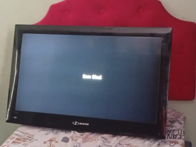 Vendo uma tv 32 polegadas em ótimo estado 