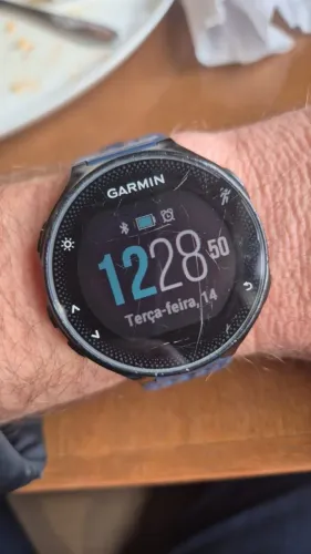 Relógio Garmin Forerunner 235