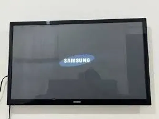 TV SAMSUNG 43 POLEGADAS