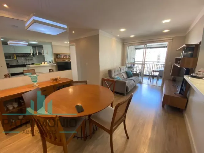 Apartamento à venda no Condomínio Club Home no bairro Santa Paula em São Caetano do Sul.