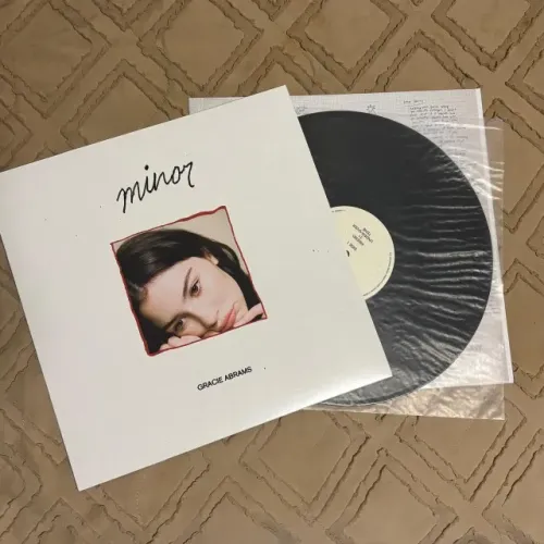 Vinil "minor" - Gracie Abrams