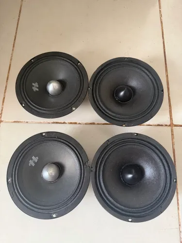 Auto falante excelente qualidade. 2 pares.