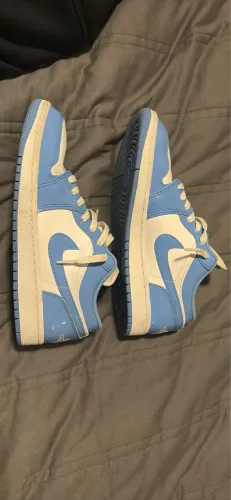 tênis air Jordan 1 Low verniz effect