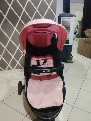 Carrinho Voyage tenho a NF aceito troca se for no valor