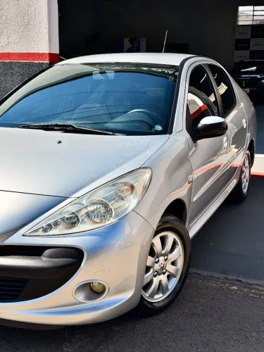 Peugeot 207 Sed. Passion XR Sport 1.4 Flex 8V 4P 2010
