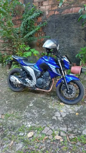 Fazer250 em perfeito estado. 