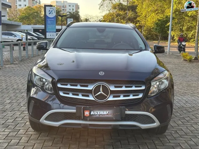 Mercedes-Benz GLA 200 Adv. 1.6/1.6 TB 16V Flex Aut. 2019