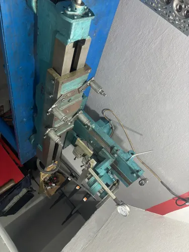 Máquina plaina retífica de cabeçote 