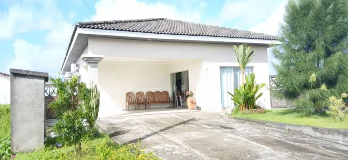 Casa aconchegante,iluminada e ventilada no condominio Fazenda Real em Santa Izabel do Pará
