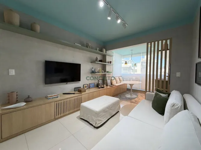 Apartamento à venda na Praia Brava, com 3 dormitórios, sendo 1 suíte, totalmente mobiliado