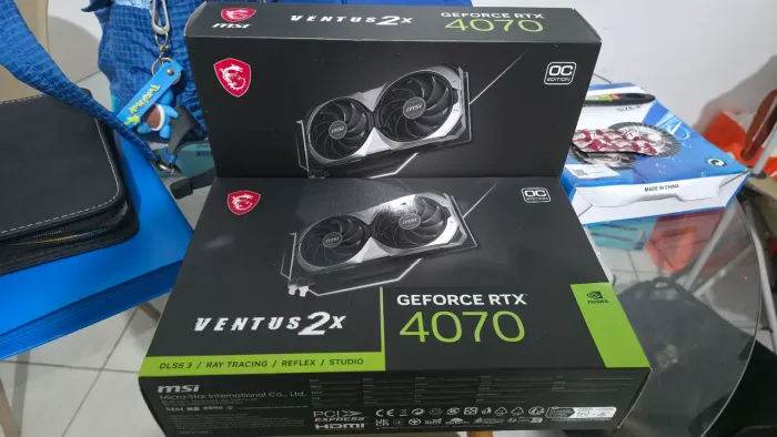 Placa de video MSI Geforce RTX 4070 12GB Ventus 2x! Tenho 2 disponíveis para venda!