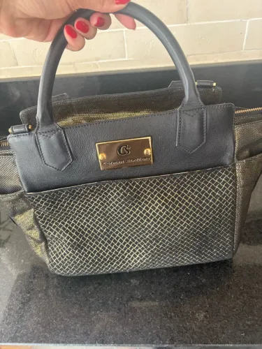 Bolsa De Grife Carmen Steffens Couro Legitimo Preta E Ouro