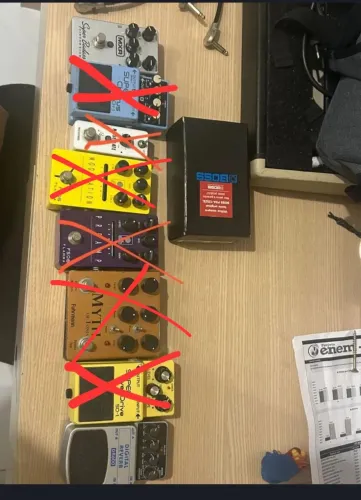 Pedalboard e pedais de guitarra($ na legenda)