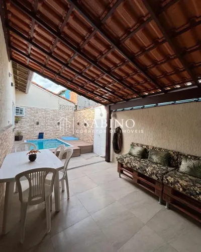 MOINHO 1 - CASA LINEAR 2 QUARTOS/SUÍTE + PISCINA
