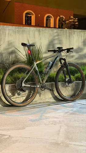Sense Aro 29 - GX Eagle Lunar | RockShox Reba | Freios SLX/XT - R$ 7.500