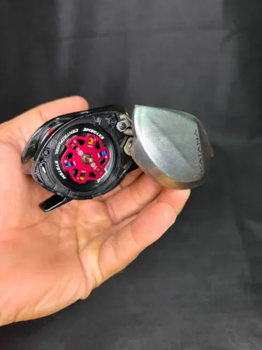 carretilha de pesca KATANA GTS ESQUERDA