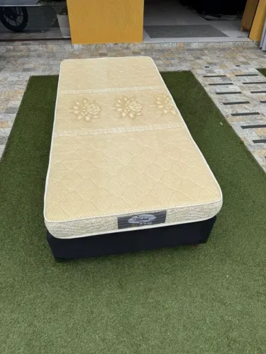 Colchão de Solteiro D33 NOVO COM BASE - Entrego HOJE! 
