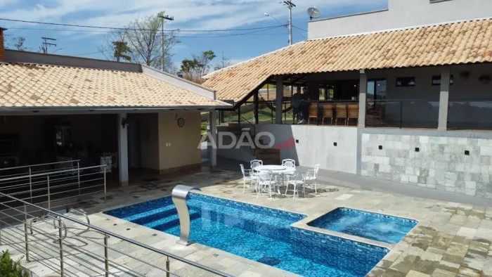 CASA TERREA 4Q/2S COND. RESERVA DAS AROEIRAS GO-020