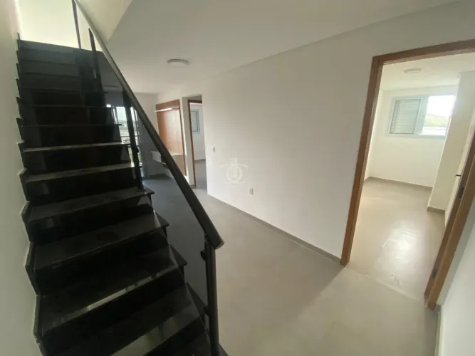 Cobertura para Locação em Mauá, Vila Assis Brasil, 2 dormitórios, 1 suíte, 2 banheiros, 1 