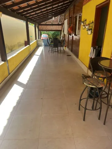 Casa em Arniqueira lote 680 mts .