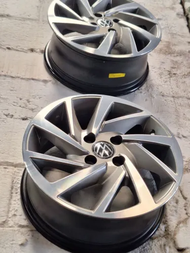 Rodas aro 15 VW novas dá KR 2.100 