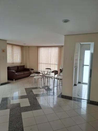 Apartamento de 1 dormitório - 40 m² - Rua Pedro Doll em Santana - Andar Alto!
