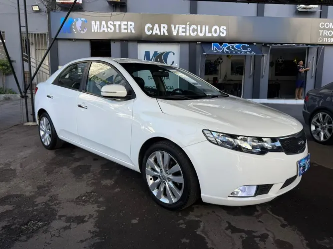 Kia Motors Cerato 1.6 16V Aut. 2013