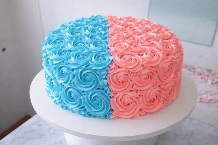 Bolos tortas docinhos finos trufas empadão tudo que vc precisa   me chame ! 
