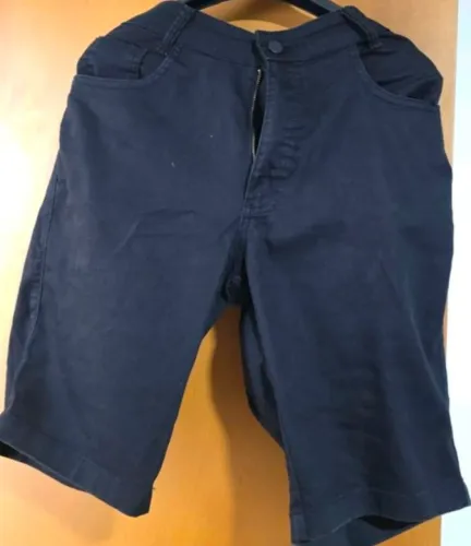 short jeans dlt preto 44