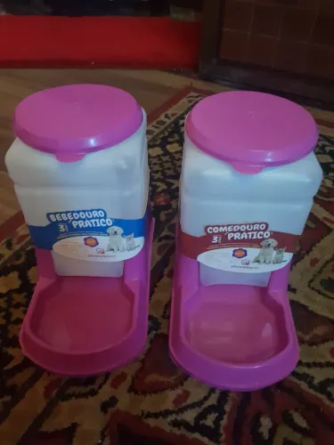 Bebedouro e comedouros automatico