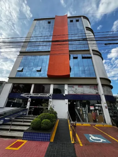 Imóvel para aluguel possui 57 metros quadrados com 1 quarto em Pinheirinho - Santo André -