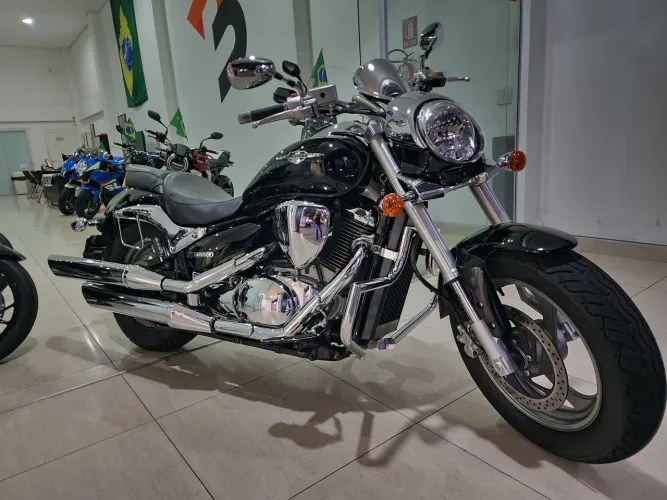 Suzuki Boulevard M 800 R 2014/2015