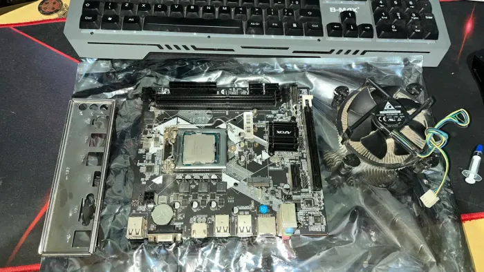 Kit placa mãe H61 com i5 3470