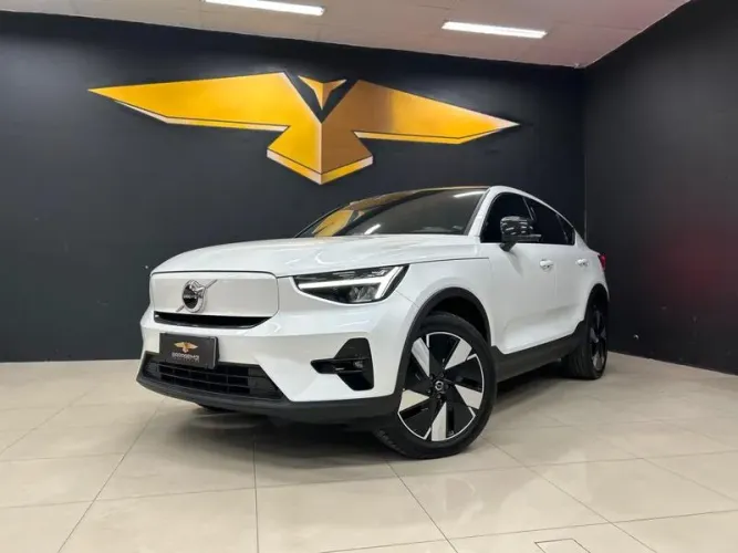 Volvo C40 Recharge Plus (elétrico) 2024