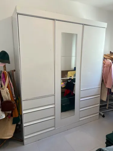 Guarda-Roupa Casal Branco 3 Portas de Abrir com Espelho - Usado/Funcional