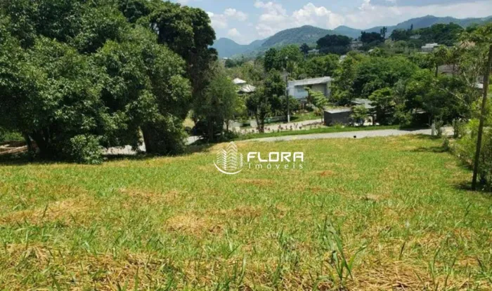 Terreno à venda, 988 m² por R$ 180.000,00 - Marica - Maricá/RJ