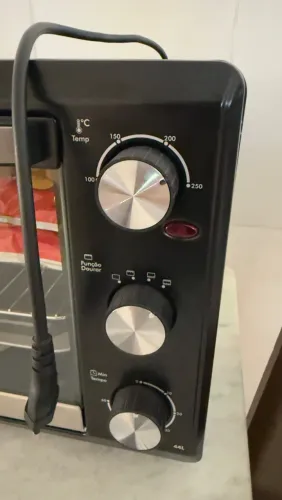 Forno Elétrico 44 Litros - Seminovo, pouco meses de uso