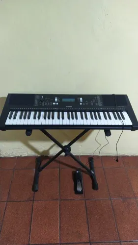 Teclado Yamaha + Suporte + Pedal
