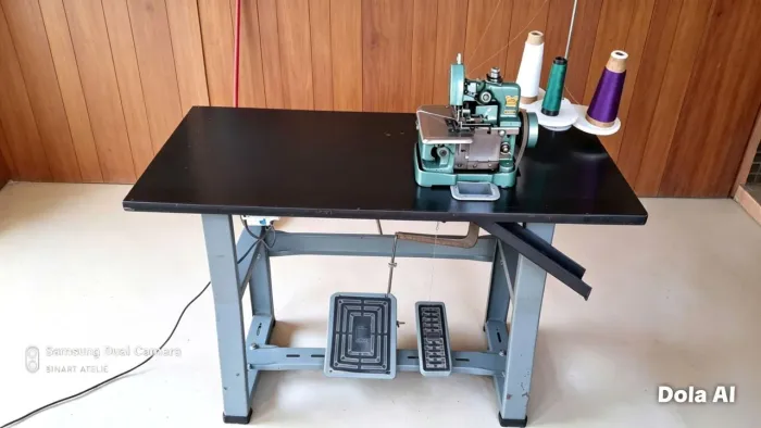 Máquina overlock